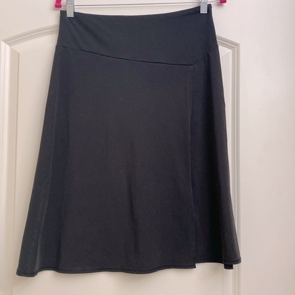 Patagonia Dresses & Skirts - Patagonia Vitaliti Skirt Black Wrap Midi Women’s Active Gorpcore Hiking Cotton S